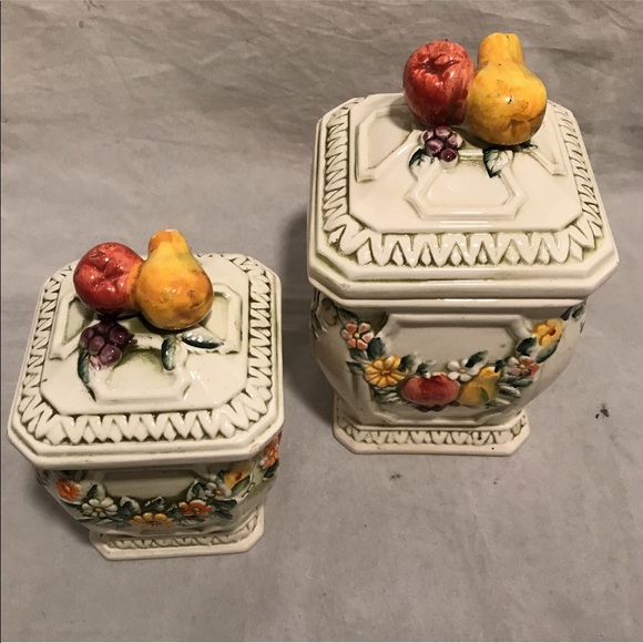 1960’s Pair of Ceramic Storage Containers - Picture 2 of 6